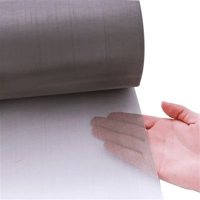 Selection and maintenance of stainless steel wire mesh for retail